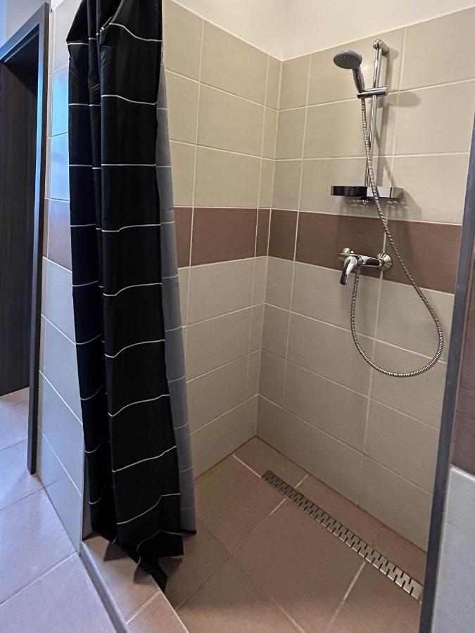Sflower Apartman Эгер Экстерьер фото