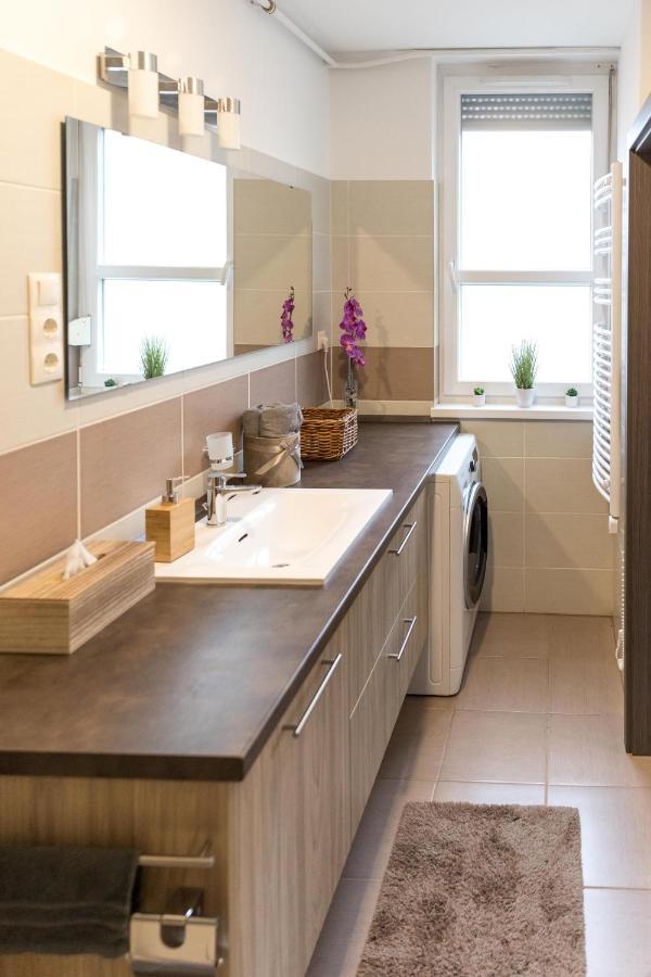 Sflower Apartman Эгер Экстерьер фото